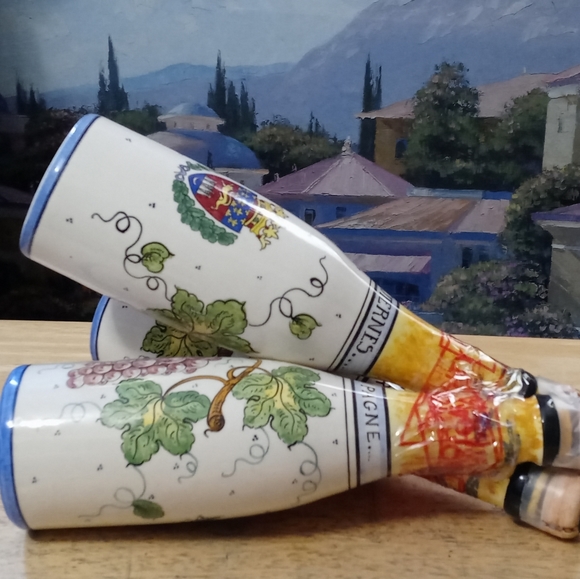 🛍🇫🇷 3 Vintage Wine Bottle French , Hand Painted/France. Size 10",Nice Gift.🎁 - Picture 3 of 9